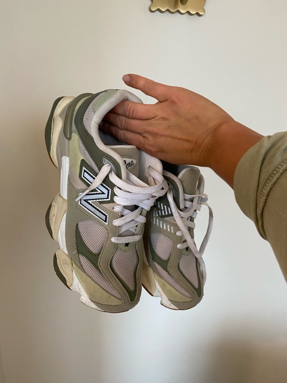 New Balance Women’s Olive Green and White Chunky Lace-Up Sneakers